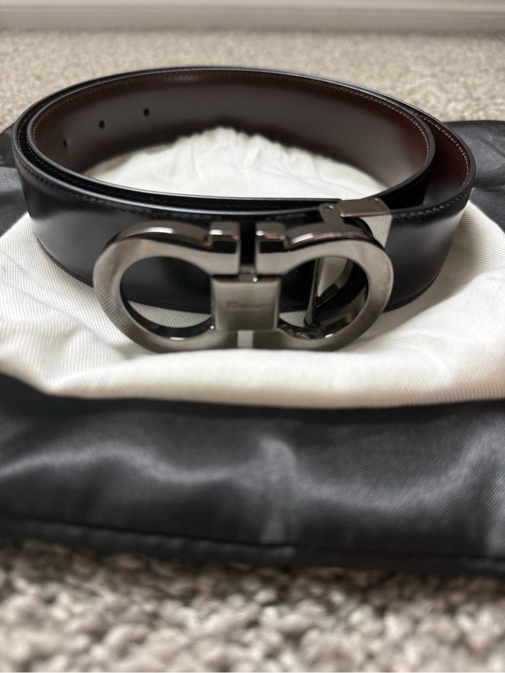 Salvatore Ferragamo Black Leather Belt with Silver Gancini Buckle | 32